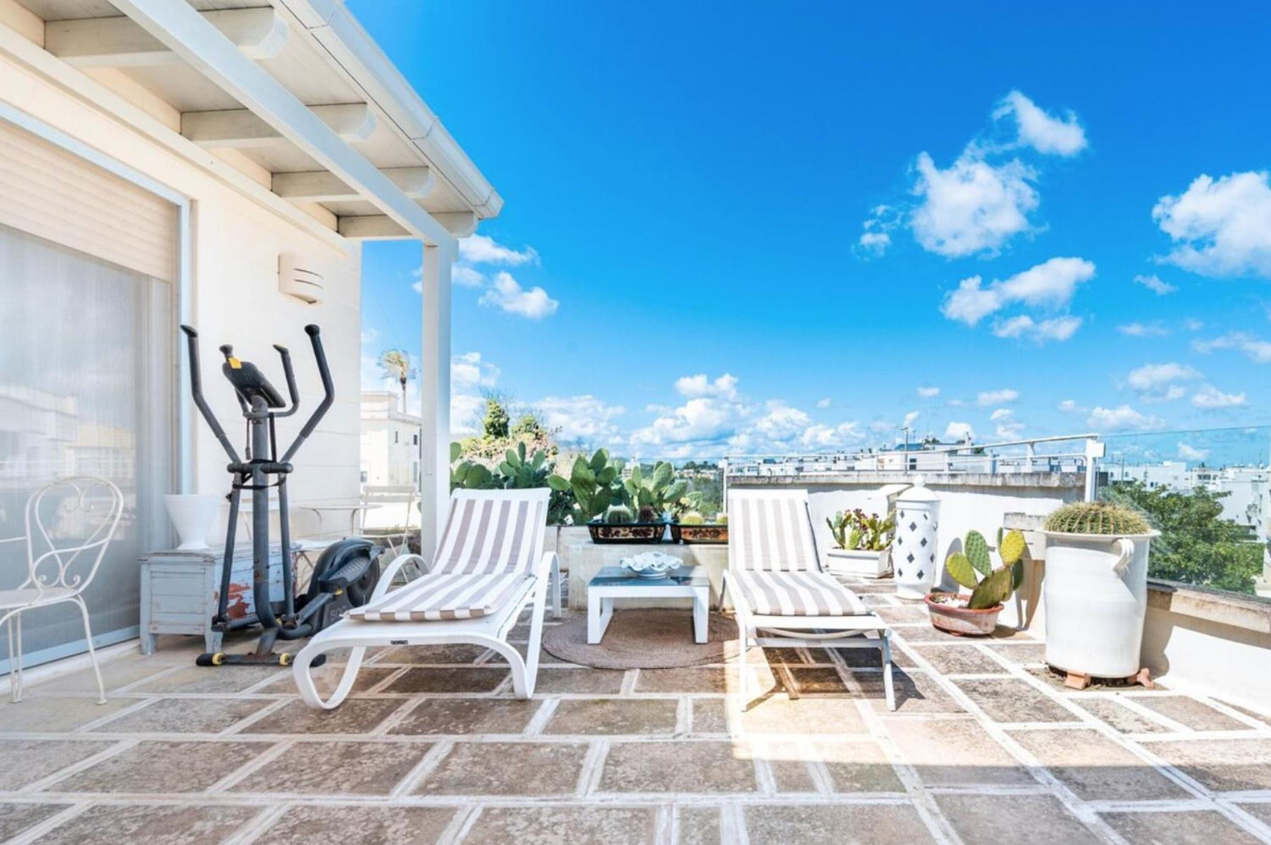 Le Terrazze Apartment Отранто Екстериор снимка